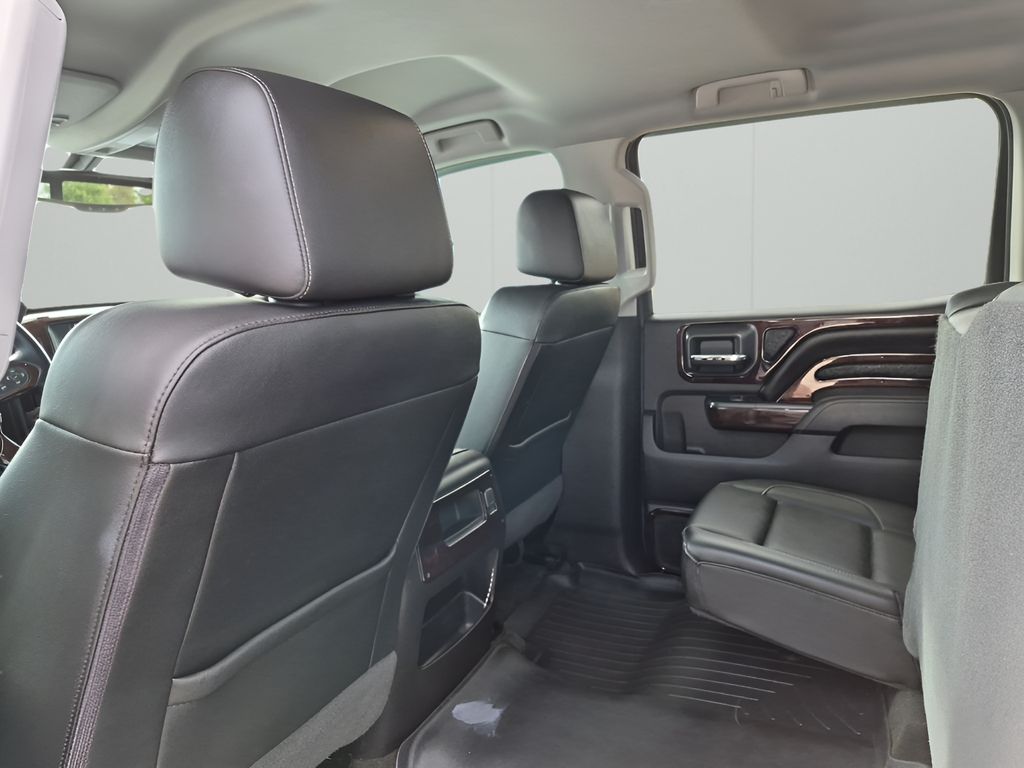 Used 2016 White Chevrolet LTZ image 19