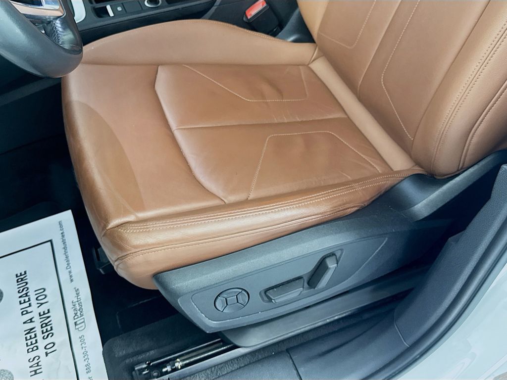 Used Car 2020 Audi Q3  Premium S Line For Sale Under $25,000 In Austin, Texas
