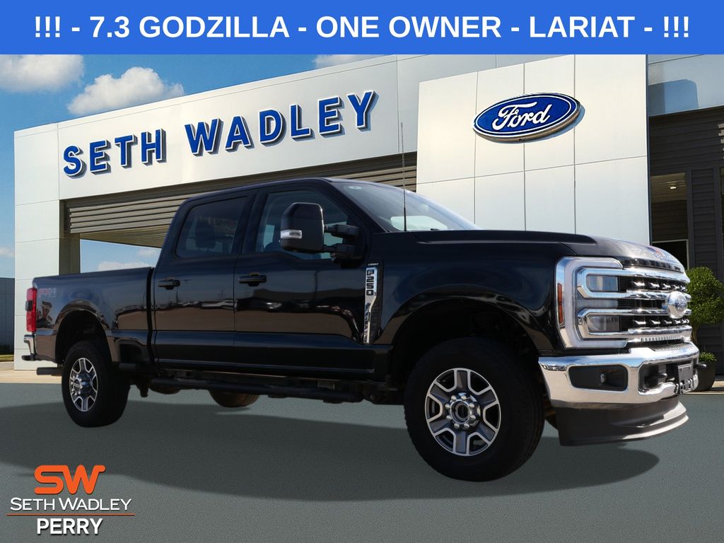 2025 Ford F-250 Super Duty Lariat Crew Cab 4WD