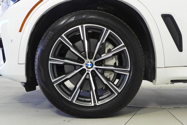 2019 BMW X5 xDrive50i 5