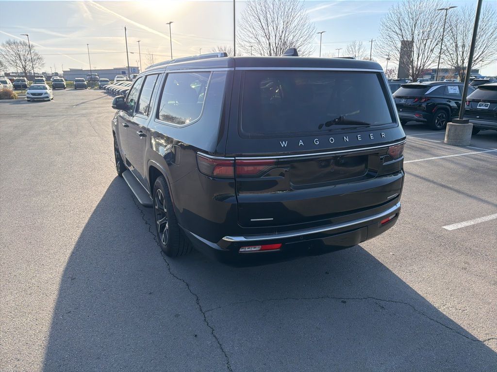 2023 Jeep Wagoneer L