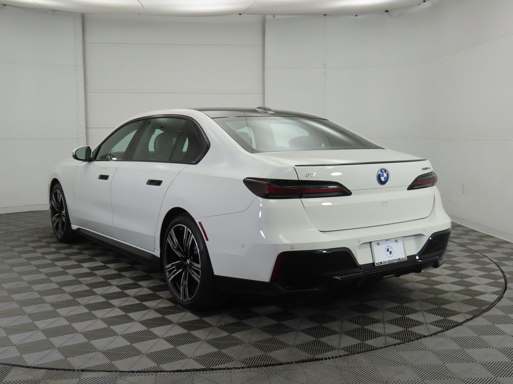 Thumbnail: 2026 BMW i7 - 7
