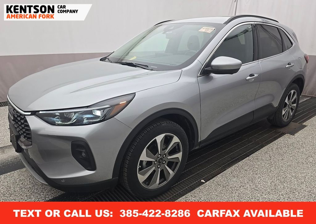 Silver 2024 Ford Escape Platinum AWD SUV / Crossover All-Wheel Drive 8-Speed Automatic