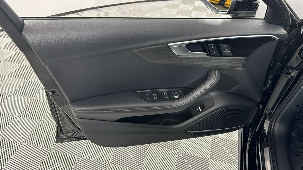 2023 Audi A4 Premium Plus 27