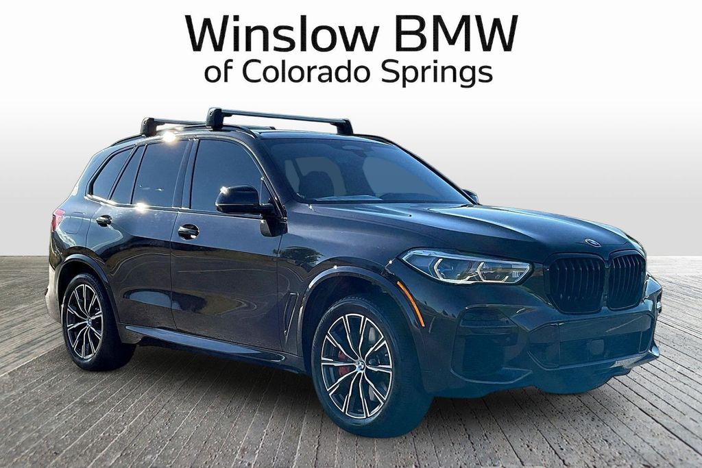 2022 BMW X5 M50i