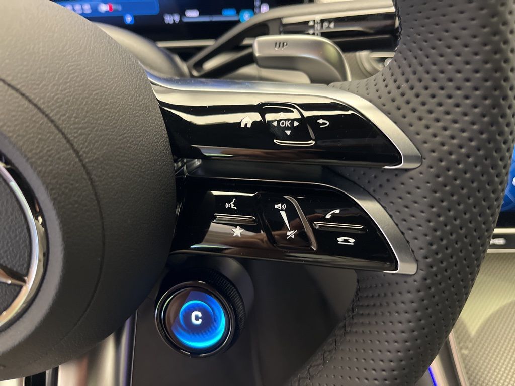 Thumbnail: 2026 Mercedes-Benz GLC - 16