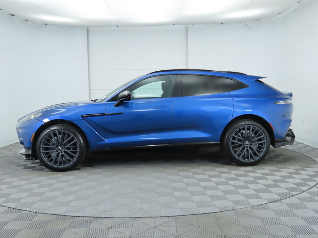 2024 Aston Martin DBX 707 8