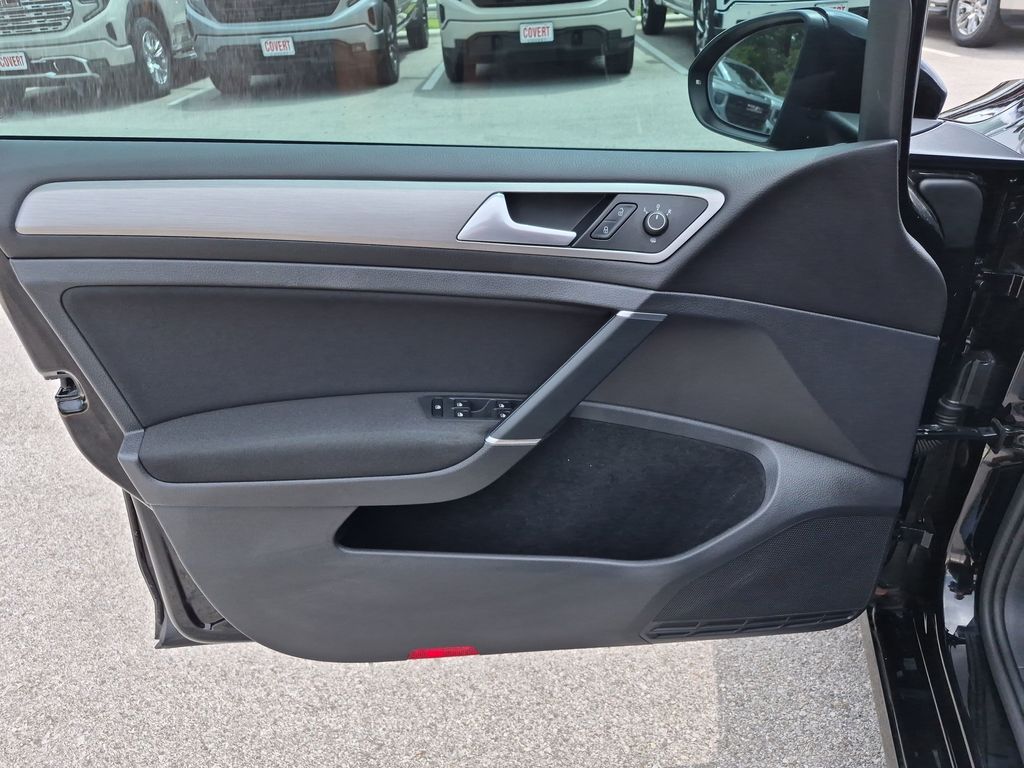 Used Car 2016 Volkswagen Golf Sportwagen  Tsi Limited Edition For Sale Under $20,000 In Austin, Texas