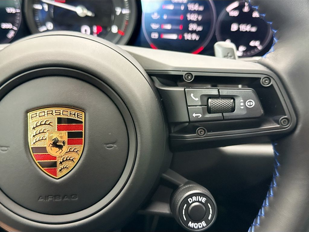 Thumbnail: 2024 Porsche 911 - 15