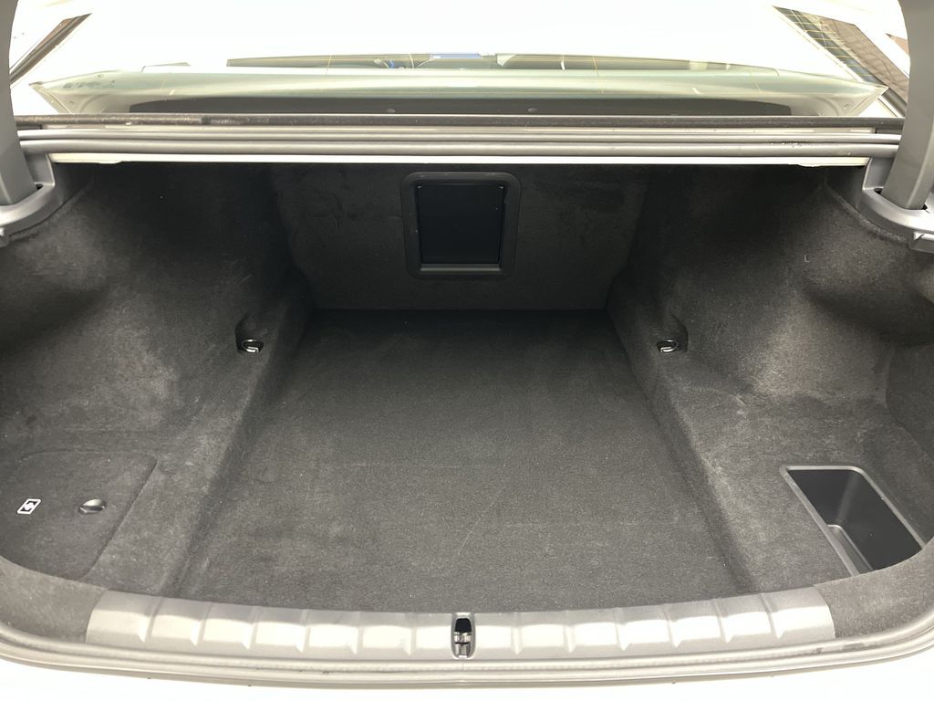 Thumbnail: 2023 BMW 7 Series - 25