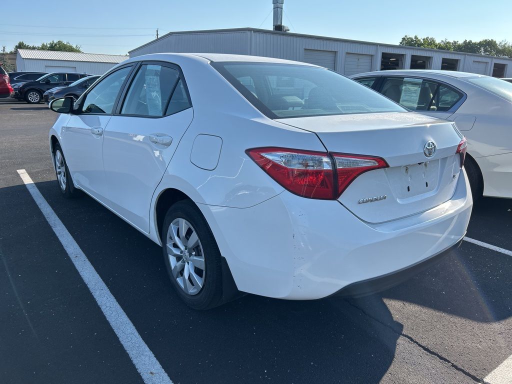 Thumbnail: 2016 Toyota Corolla - 2