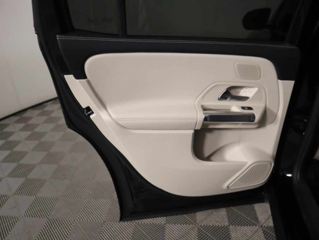 Thumbnail: 2026 Mercedes-Benz GLB - 27