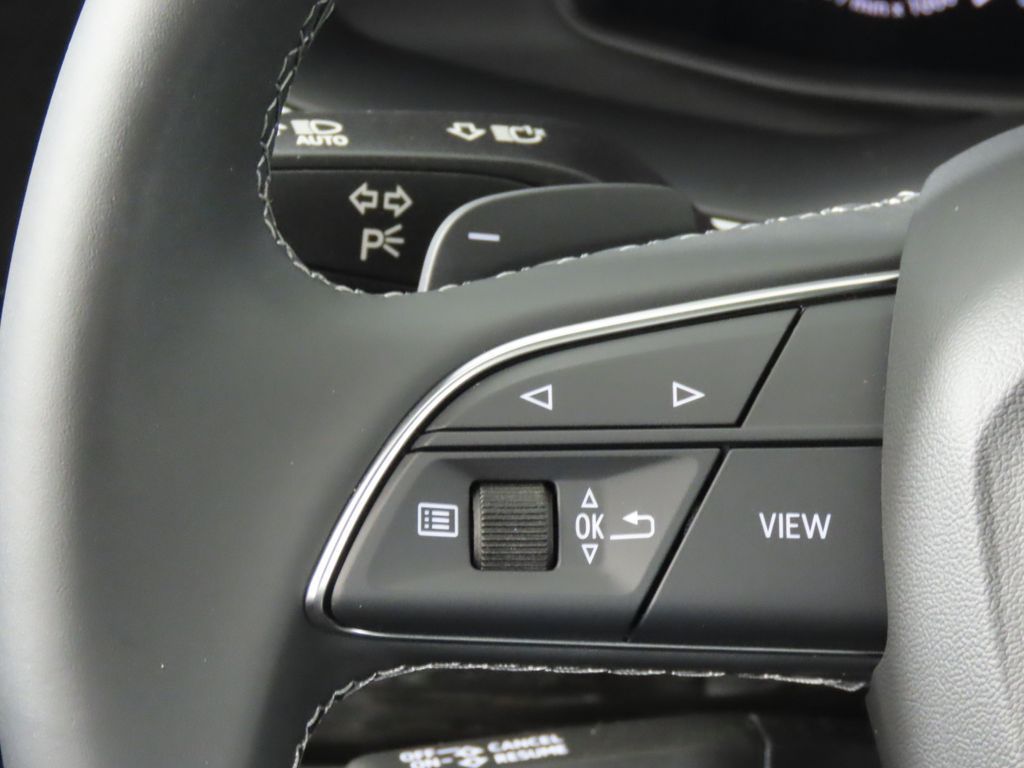 Thumbnail: 2026 Audi Q7 - 15