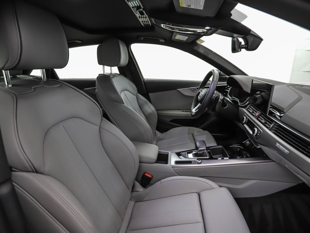 Thumbnail: 2022 Audi A4 - 30