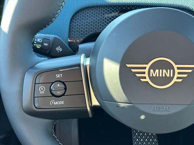 Thumbnail: 2026 MINI Cooper Countryman - 19