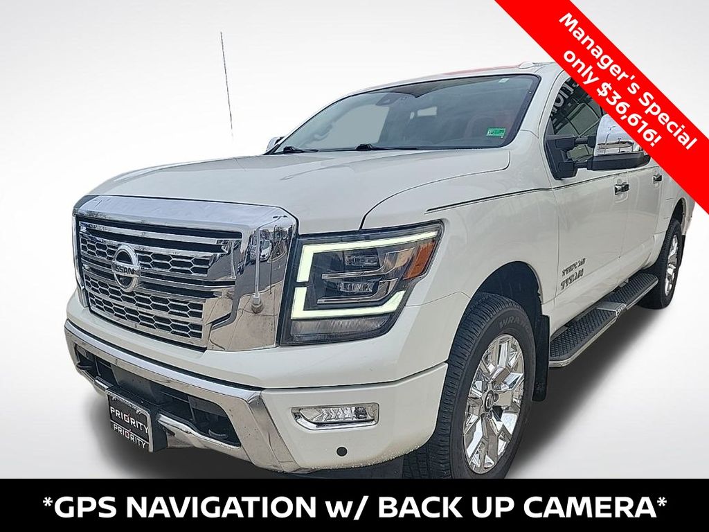2021 Nissan Titan SL Crew Cab 4WD