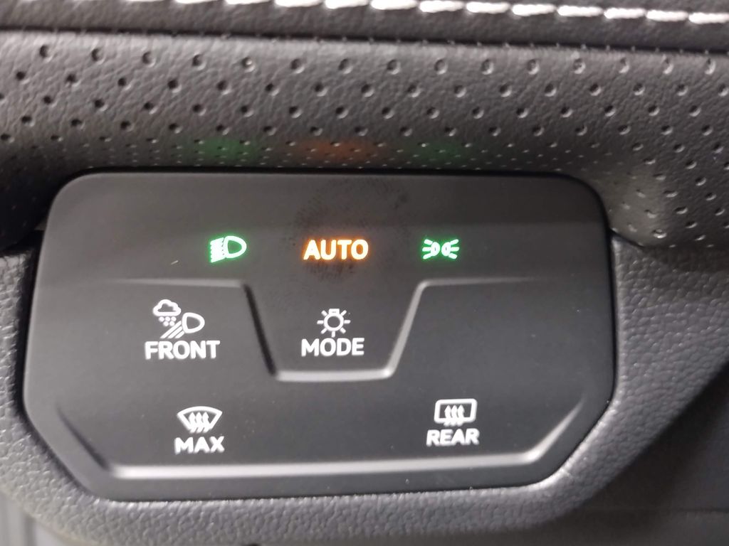 2025 Volkswagen Atlas Cross Sport 2.0T SEL Premium R-Line
