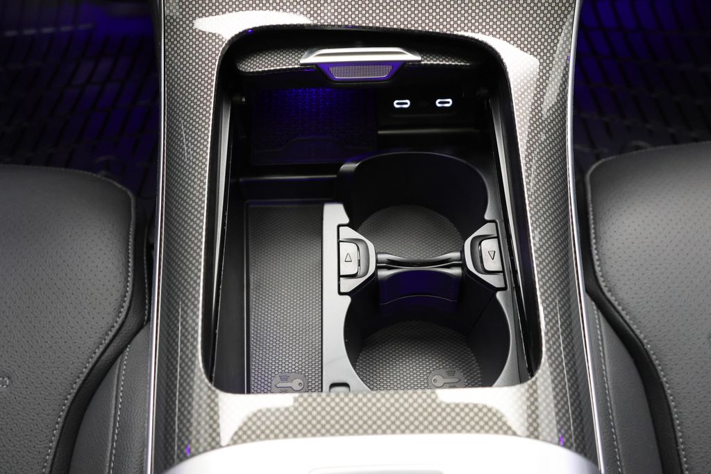 Thumbnail: 2026 Mercedes-Benz C-Class - 28