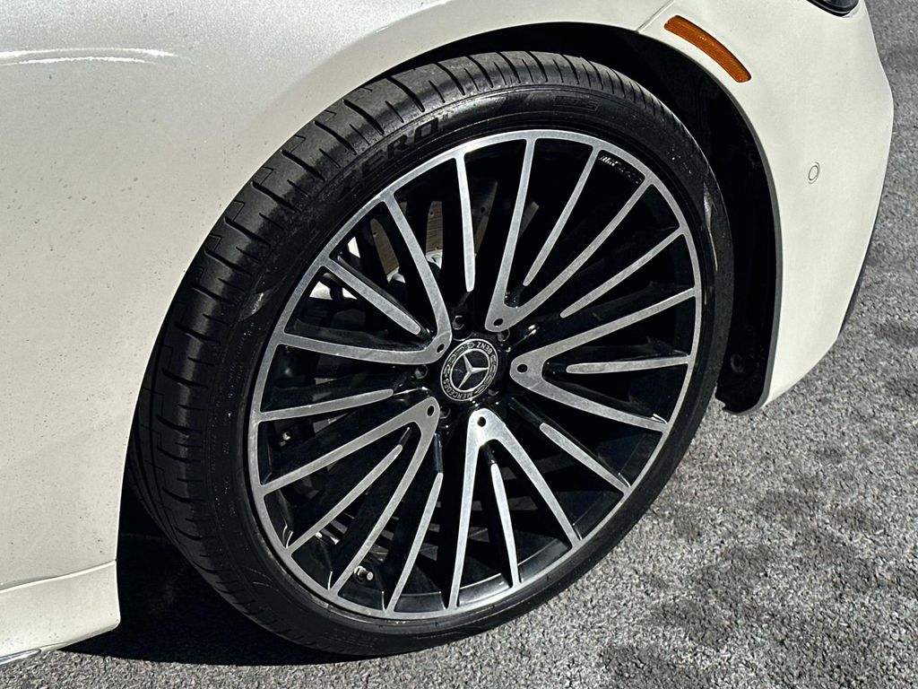 Thumbnail: 2022 Mercedes-Benz S-Class - 18