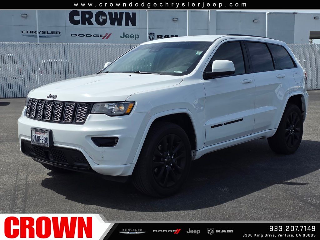 View vehicle photo 7