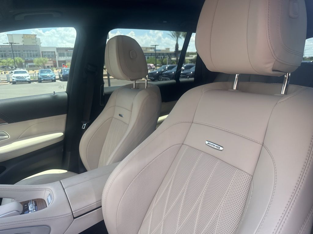 2023 Mercedes-Benz GLS 63 AMG 8