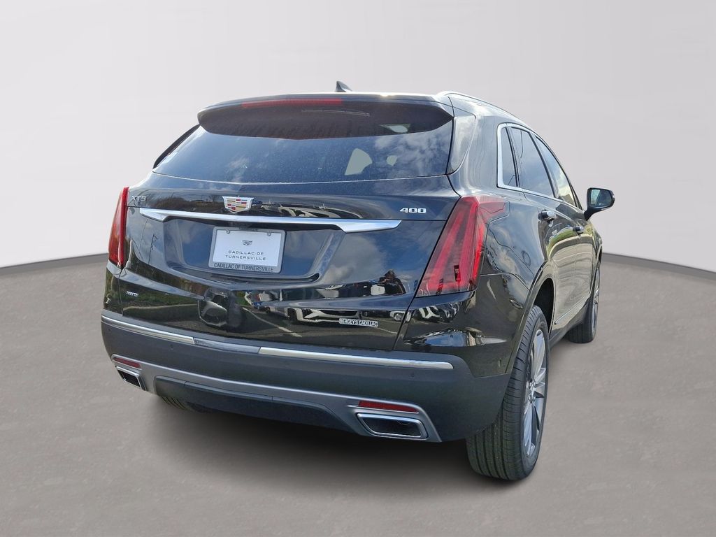 2025 Cadillac XT5 Premium Luxury 4