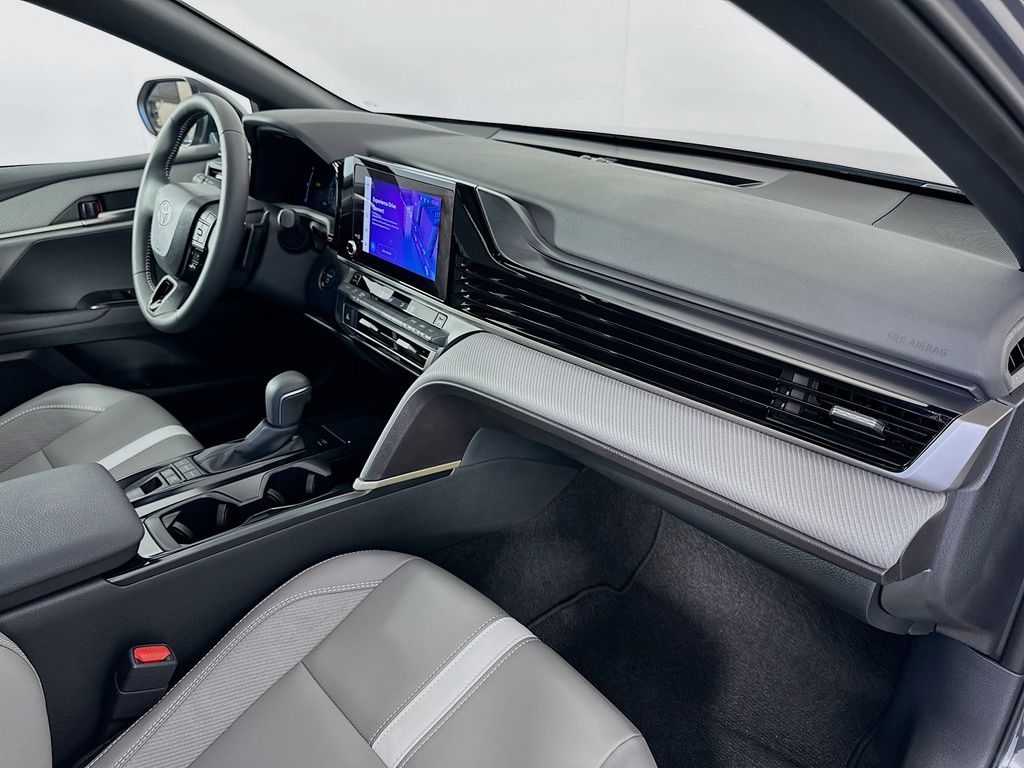 Thumbnail: 2025 Toyota Camry - 28