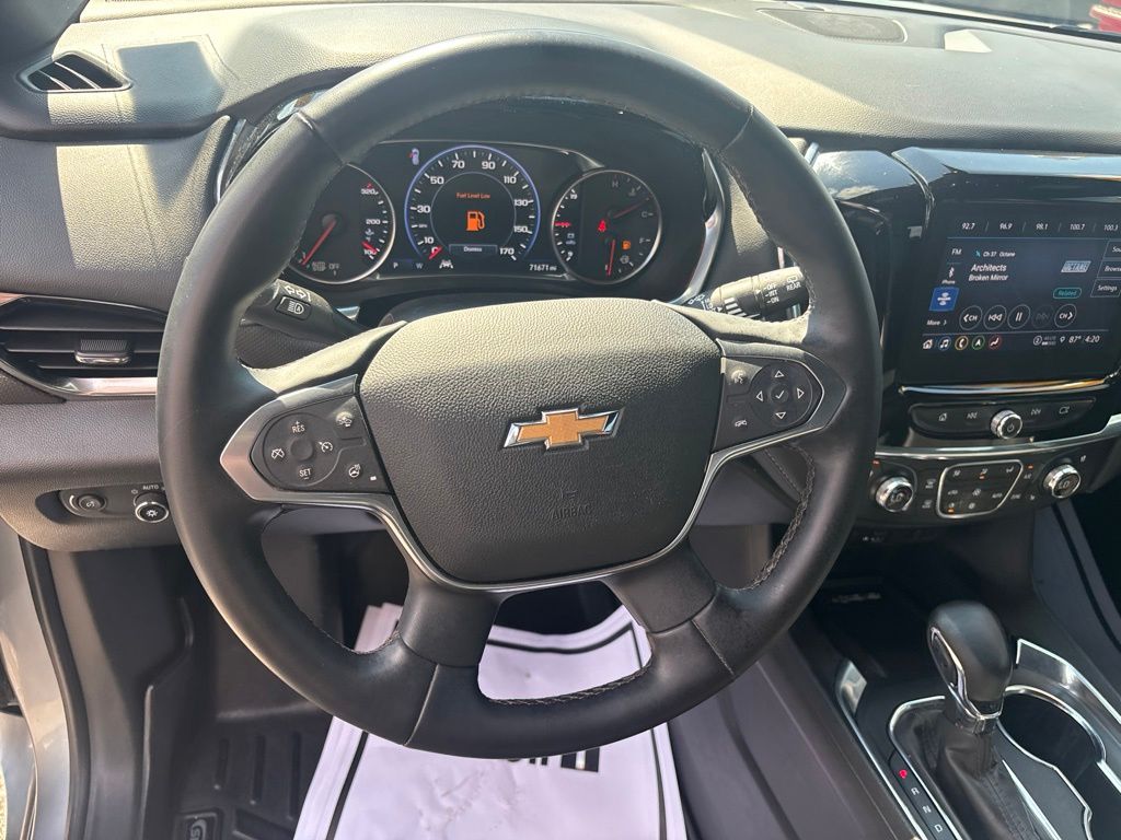 Used 2023 Chevrolet Traverse SUV