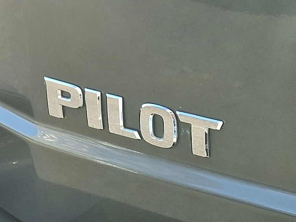 Thumbnail: 2012 Honda Pilot - 29