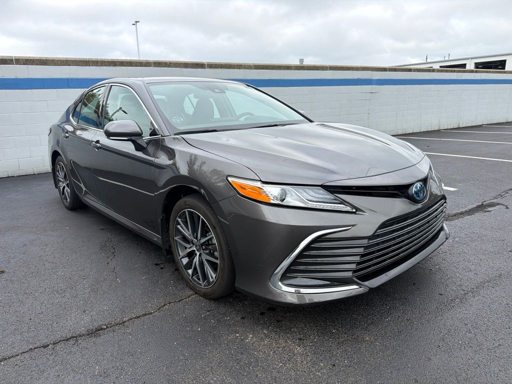 Thumbnail: 2024 Toyota Camry - 7