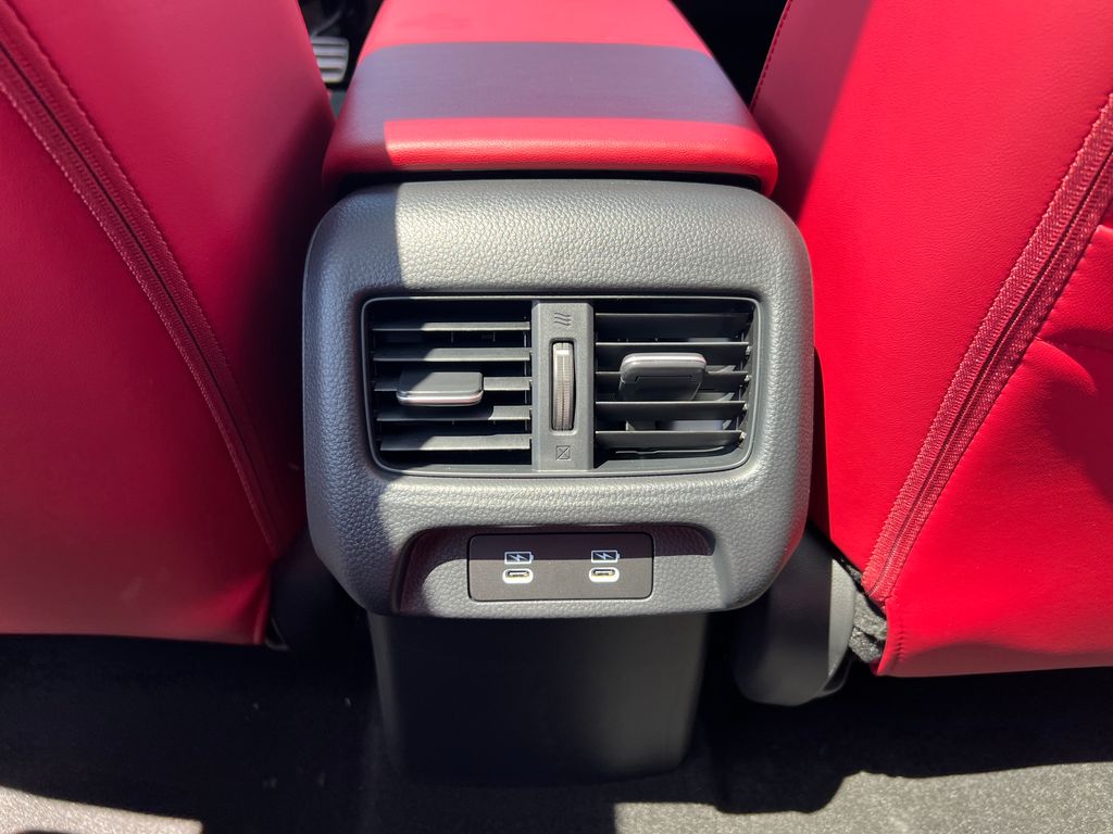 Thumbnail: 2025 Acura ADX - 21