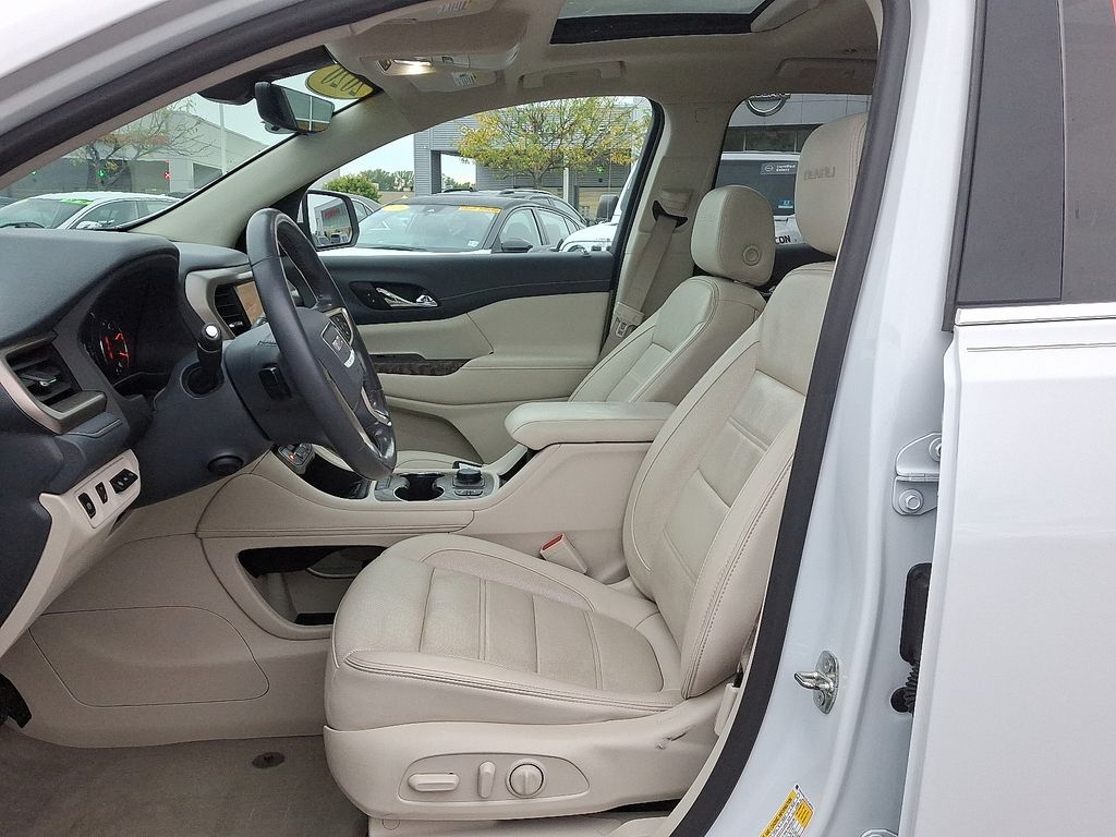 Thumbnail: 2020 GMC Acadia - 14