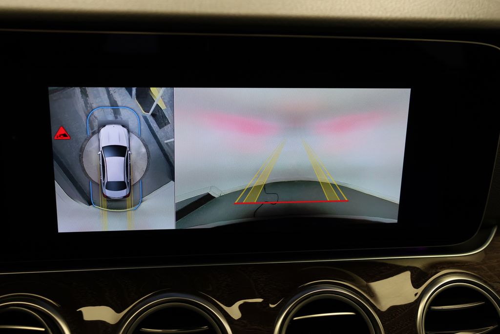 Thumbnail: 2023 Mercedes-Benz E-Class - 26