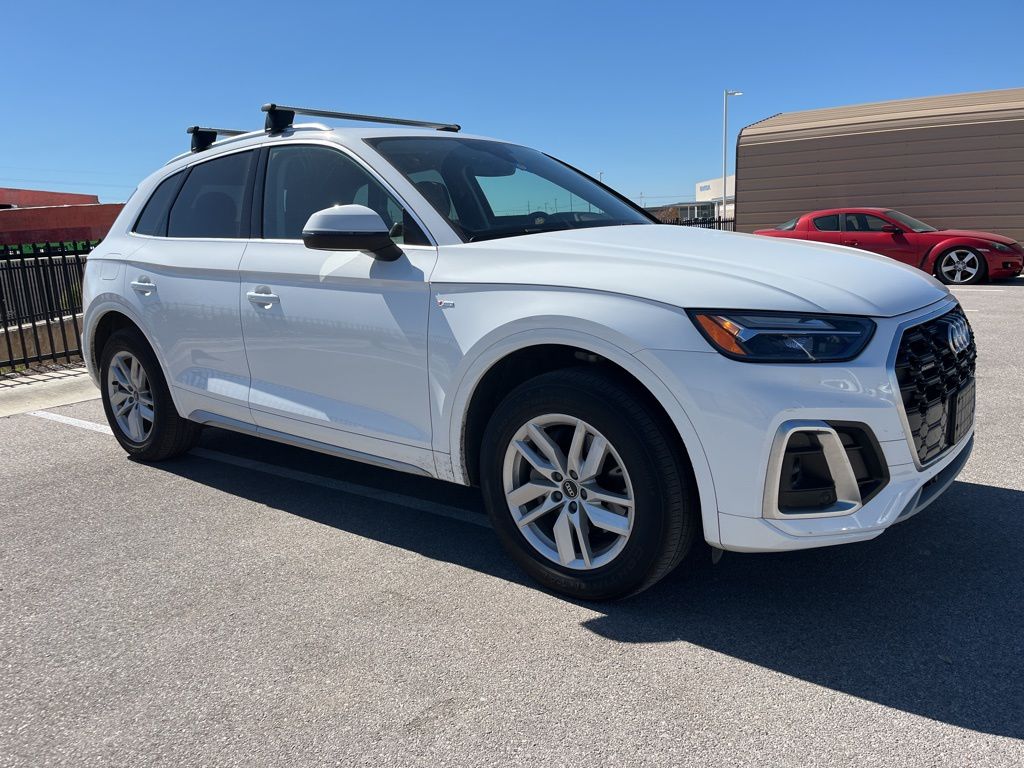 Thumbnail: 2023 Audi Q5 - 3