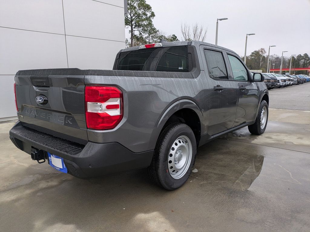 2025 Ford Maverick XL