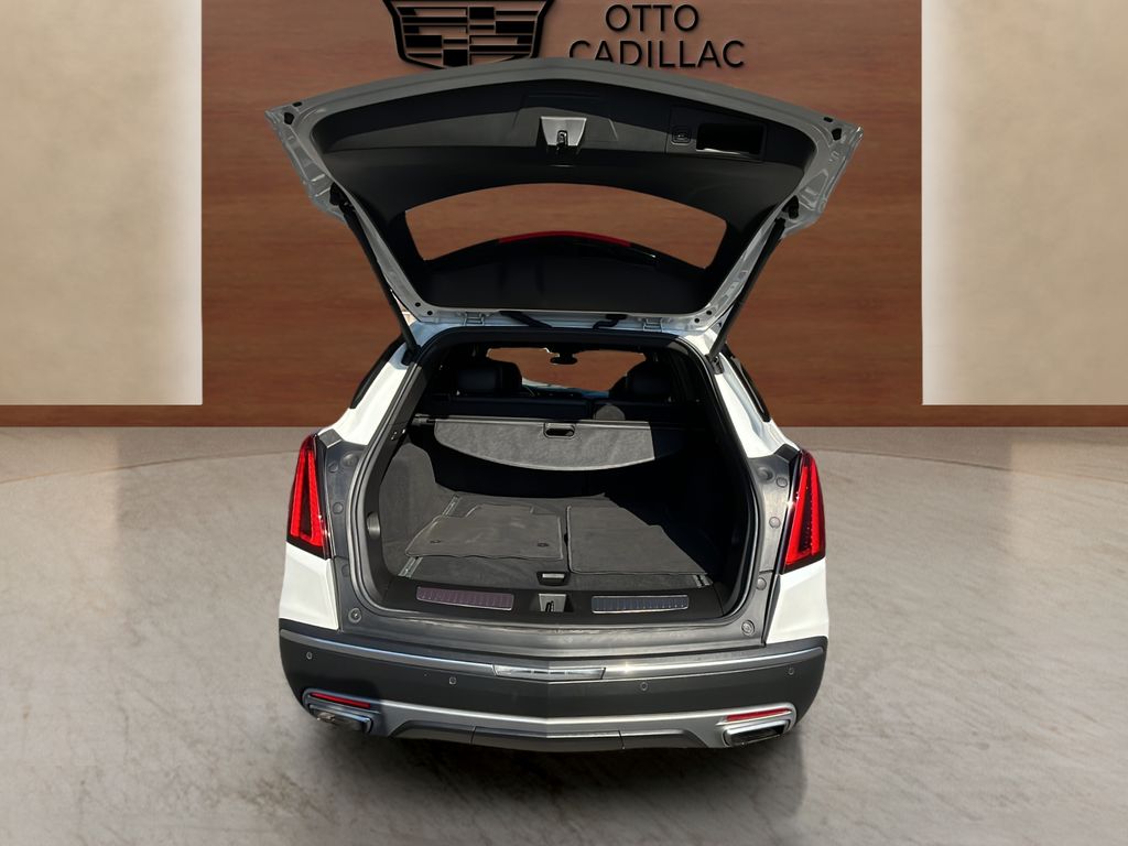 used 2023 Cadillac XT5 car, priced at $34,500