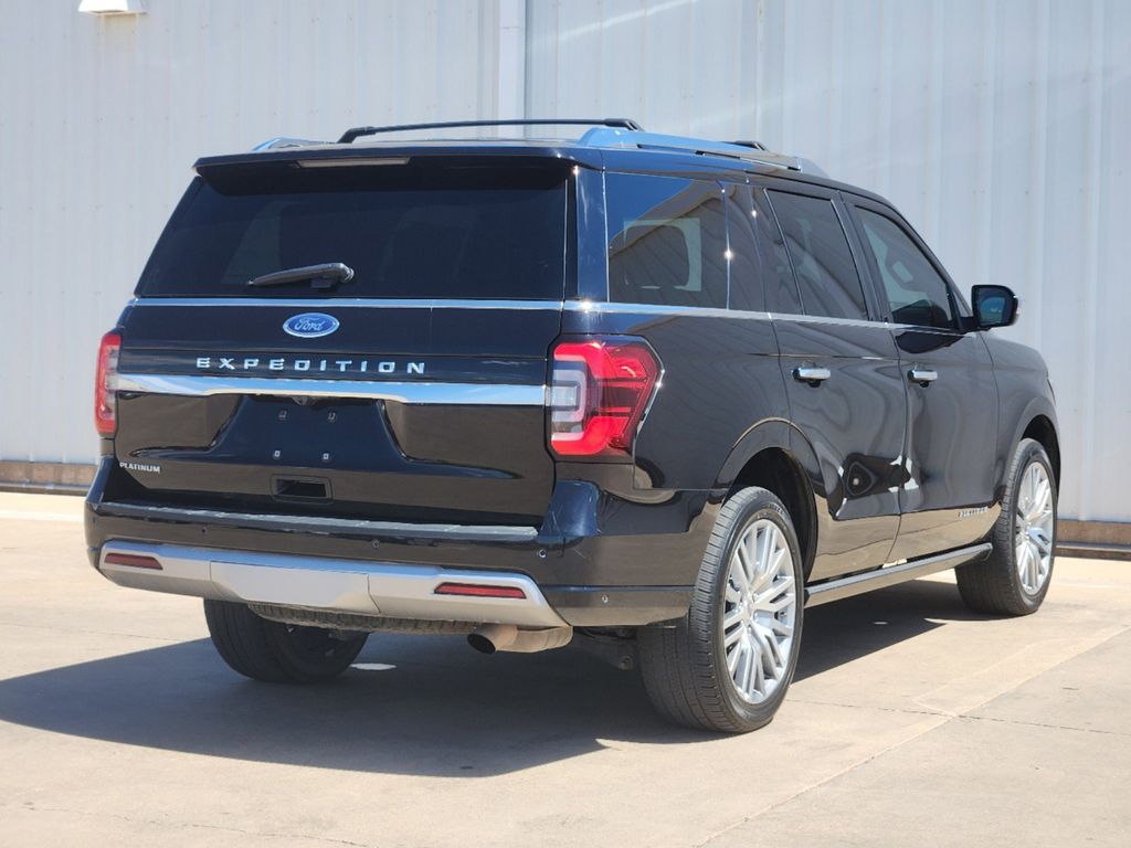 2022 Ford Expedition Platinum 8