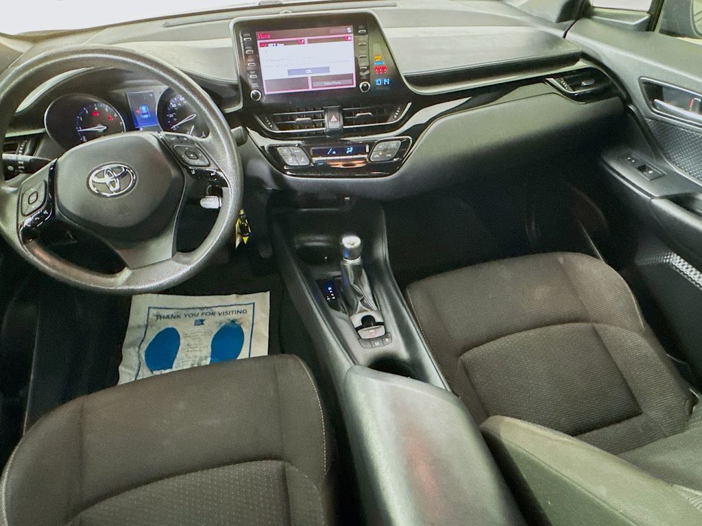 Used Car 2019 Toyota C-hr  Le For Sale Under $20,000 In Austin, Texas
