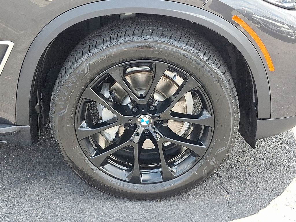 Thumbnail: 2020 BMW X5 - 8