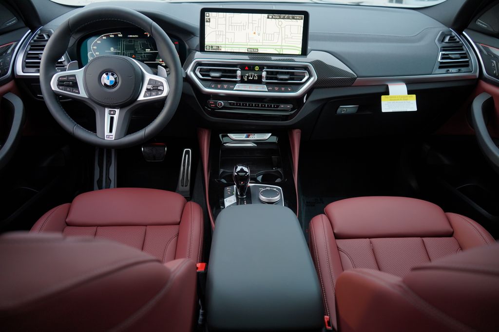 Thumbnail: 2025 BMW X4 - 13