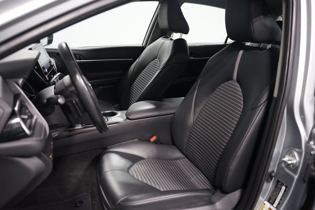 Thumbnail: 2023 Toyota Camry - 6