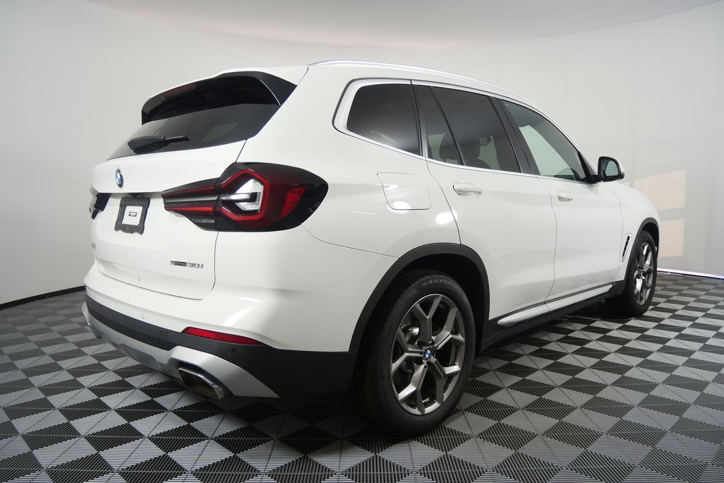 Thumbnail: 2022 BMW X3 - 3
