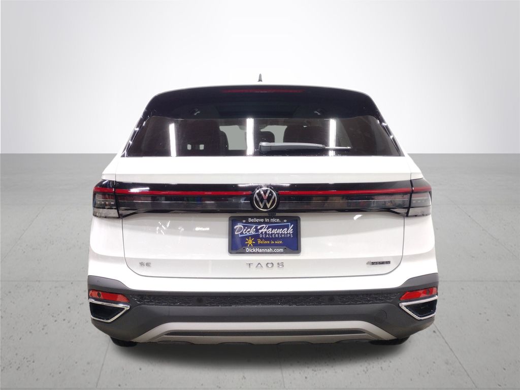 2025 Volkswagen Taos 1.5T SE