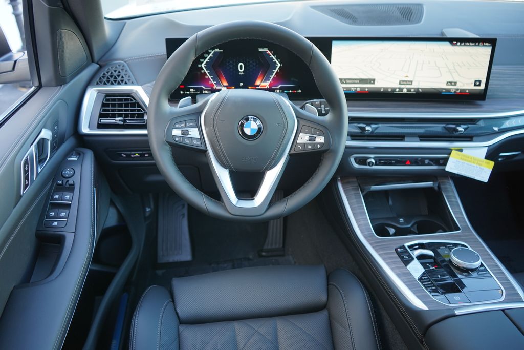 Thumbnail: 2026 BMW X5 - 15