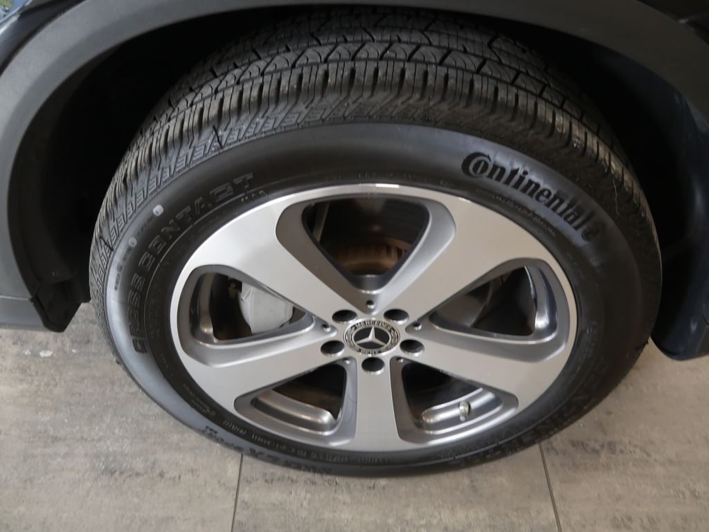 Thumbnail: 2022 Mercedes-Benz GLC - 15