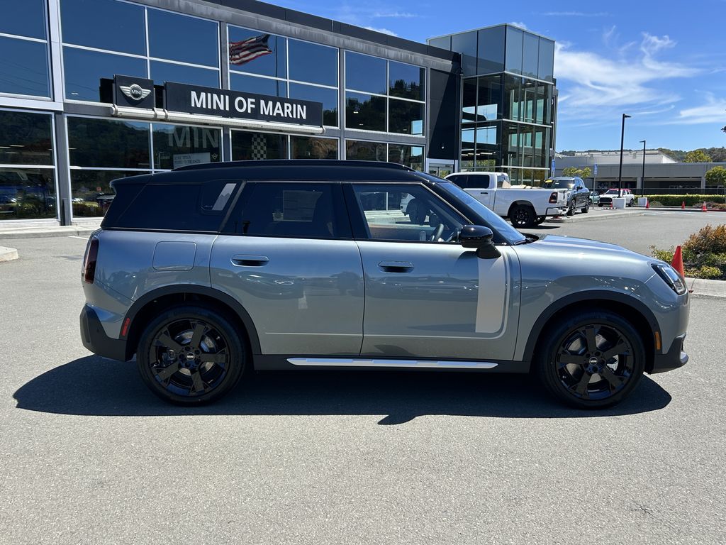 Thumbnail: 2025 MINI Cooper Countryman - 6