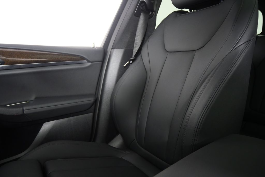Thumbnail: 2021 BMW X3 - 27