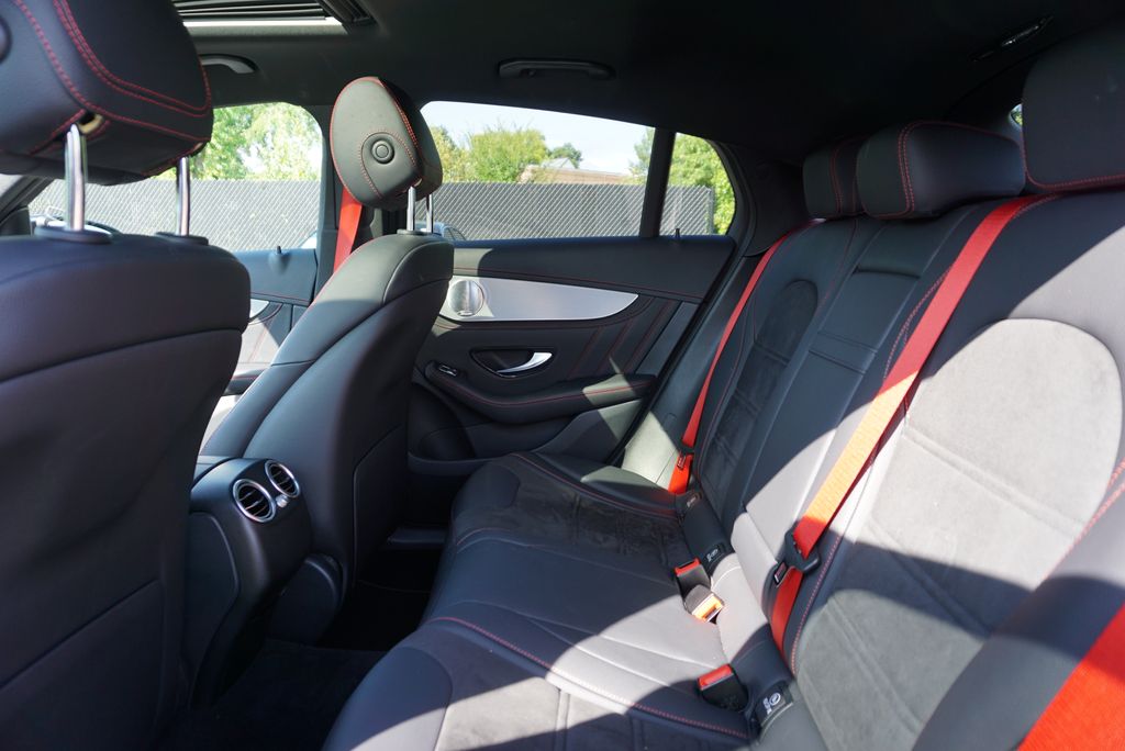 Thumbnail: 2019 Mercedes-Benz GLC - 9