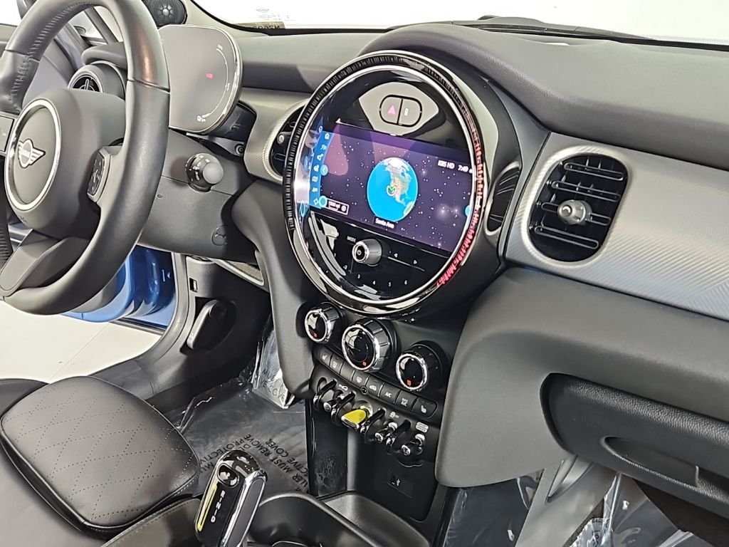 Thumbnail: 2023 MINI Cooper - 15