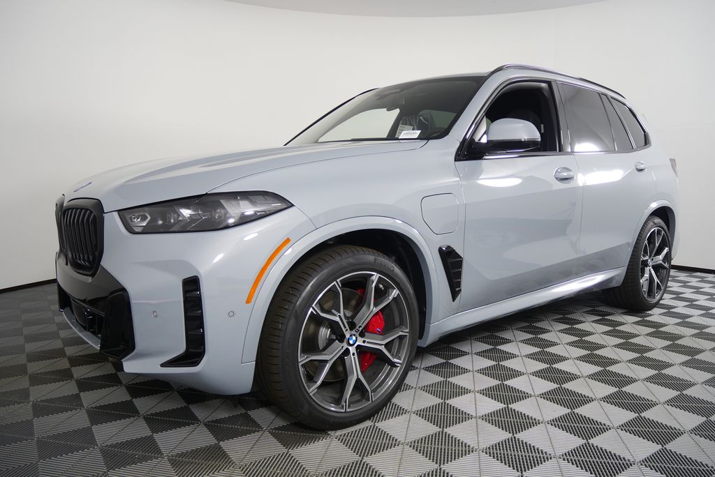 Thumbnail: 2026 BMW X5 - 8